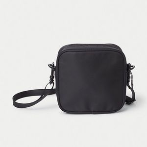 Aritzia Main Character Camera / Crossbody Bag